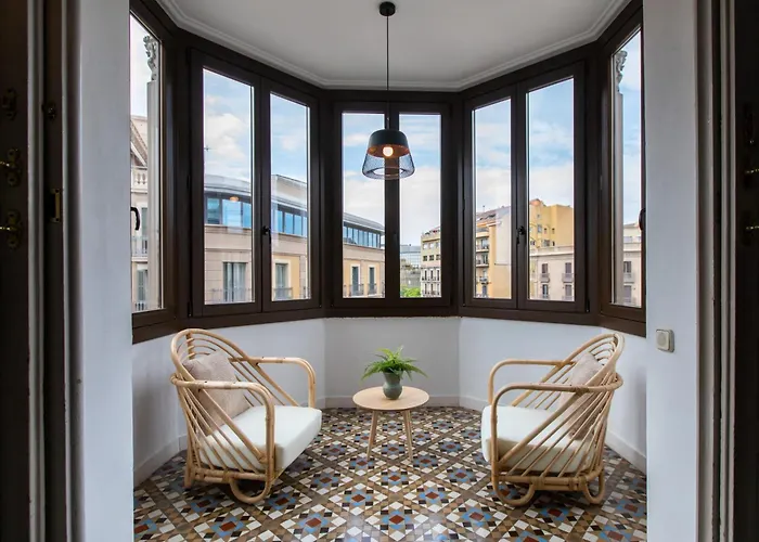 B41 - Apartamento Para Grandes Grupos En Bcn Centro